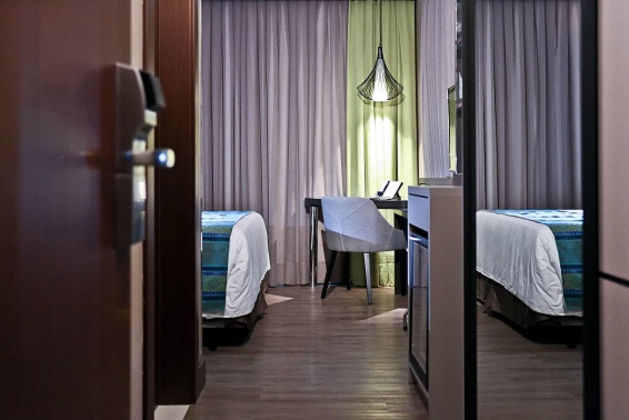 Sandri Palace Hotel Itajaí Екстериор снимка