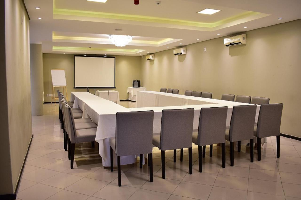 Sandri Palace Hotel Itajaí Екстериор снимка