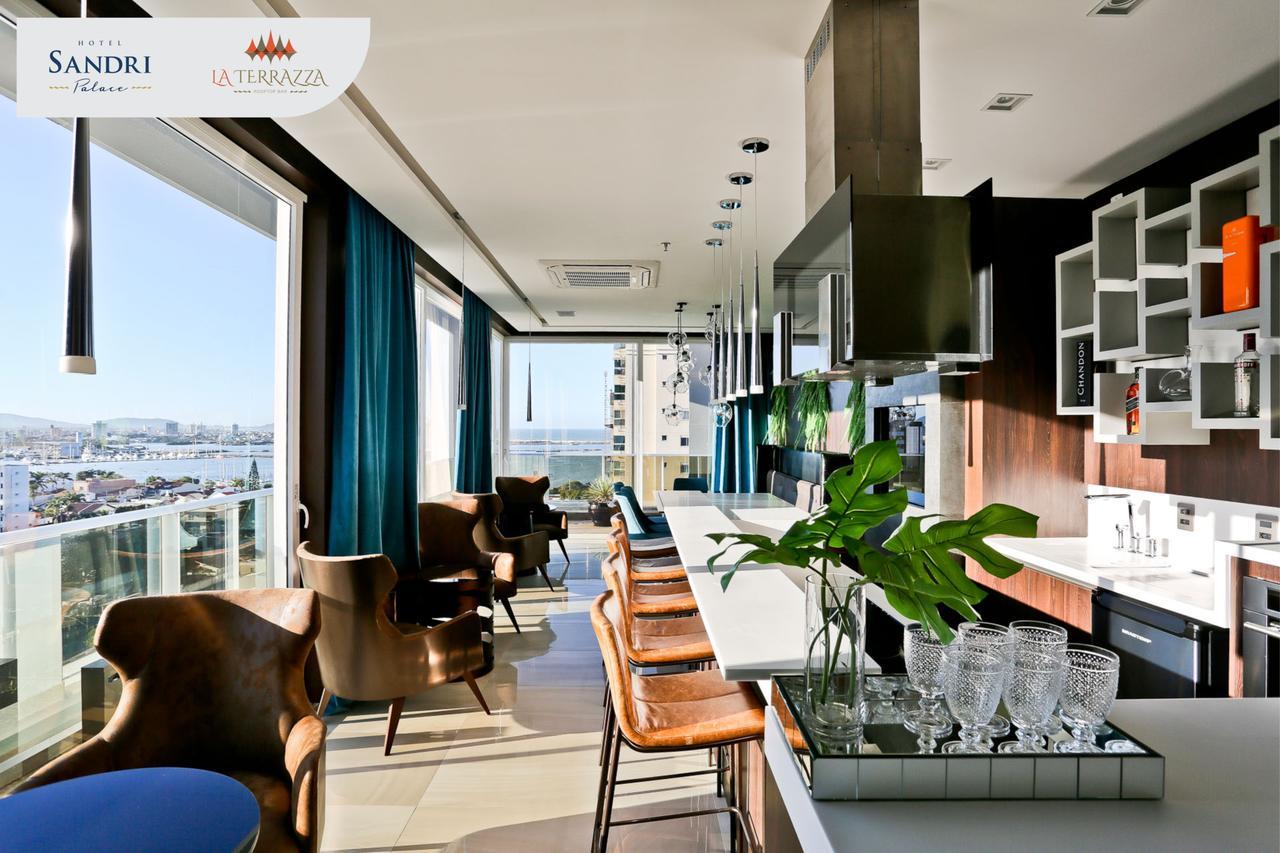 Sandri Palace Hotel Itajaí Екстериор снимка